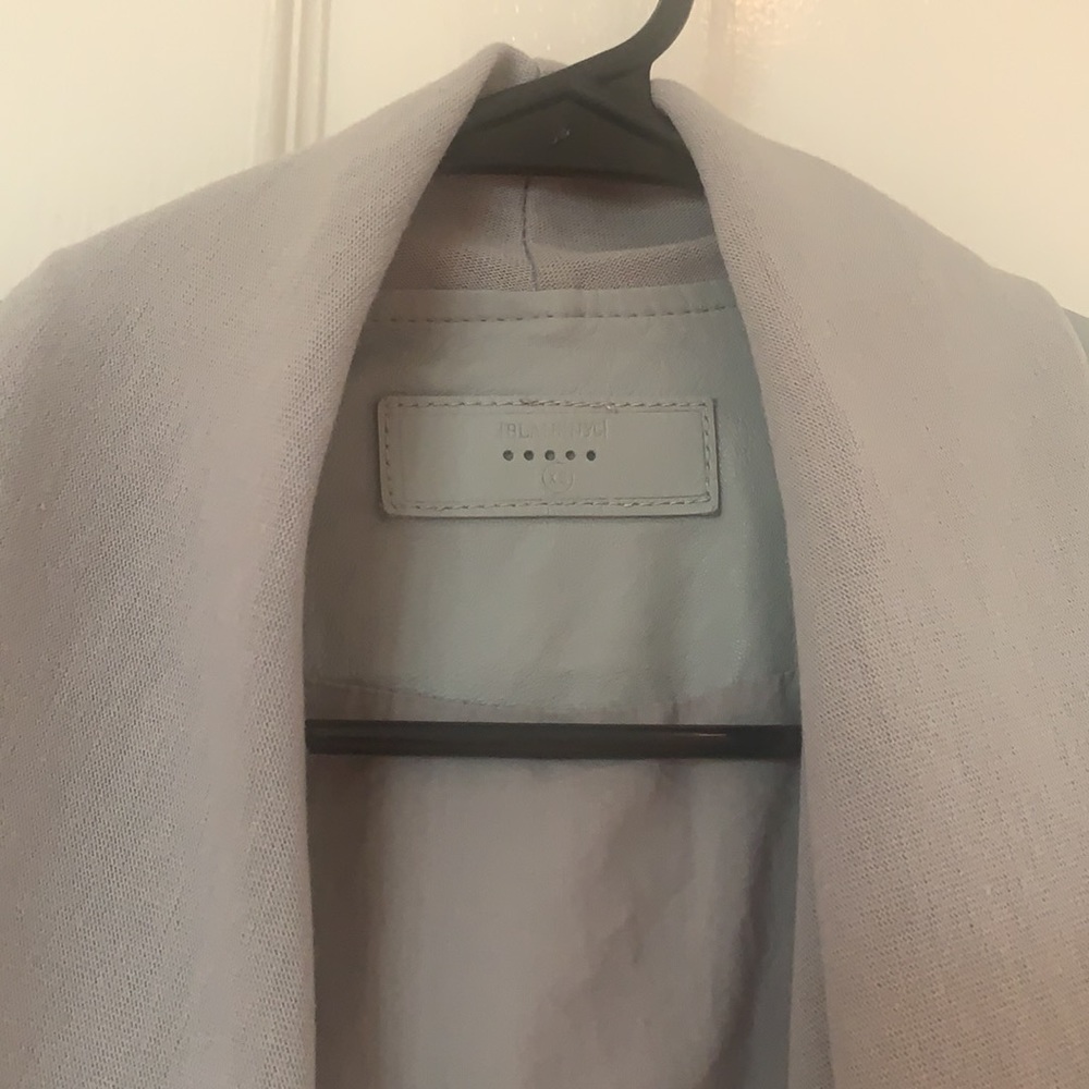 Women’s jacket - Picture 2 of 6